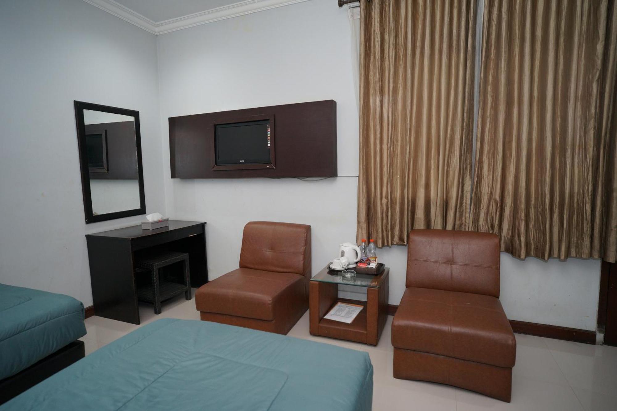 Hotel Puri Pangalengan Bandung Bagian luar foto
